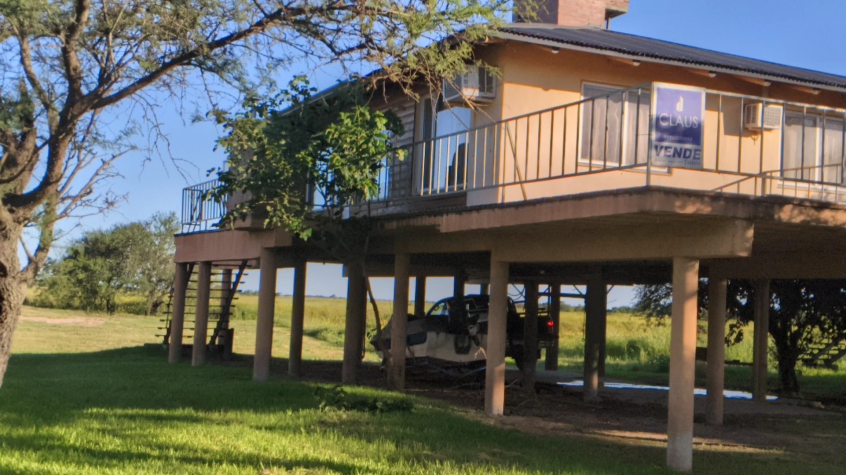 Casa frente al rio - En Venta- Loteo El Sausalito -