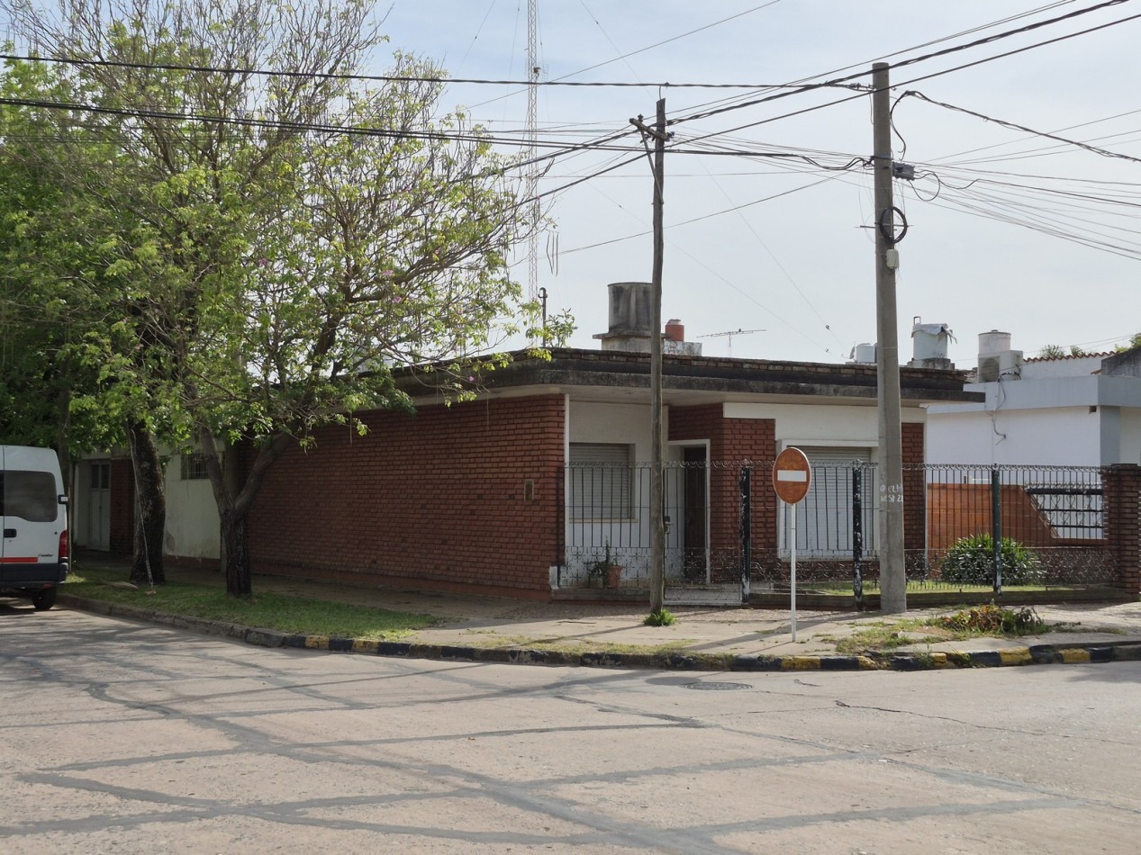 Inmueble centrico sobre esquina estrategica