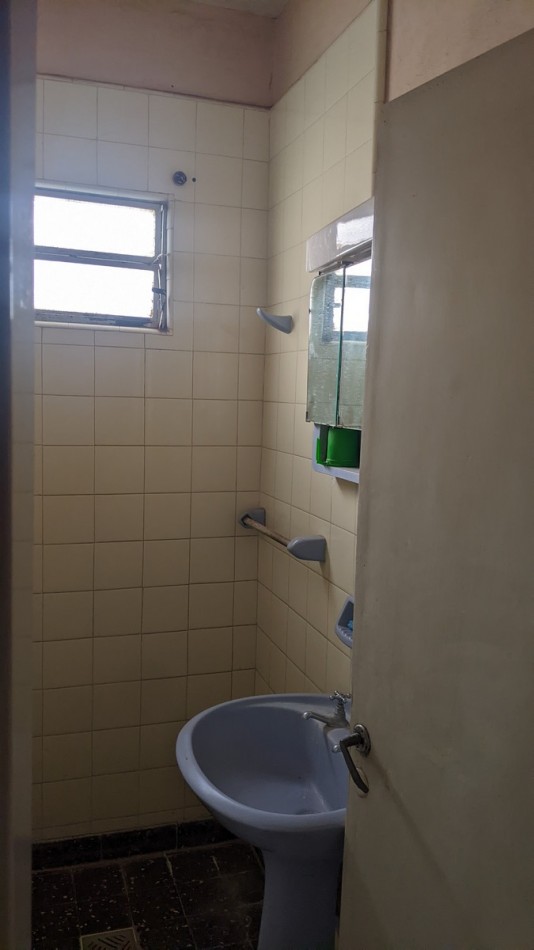 Inmueble centrico sobre esquina estrategica