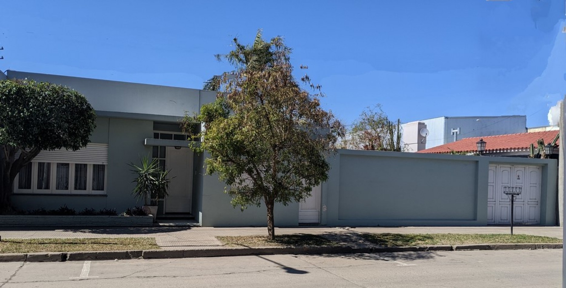 Inmueble centrico- Unico por su frente