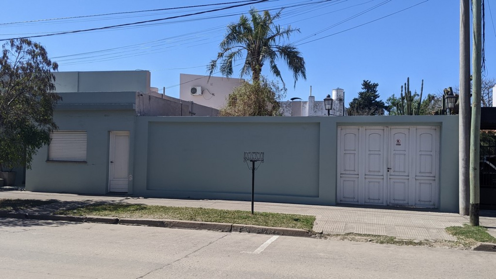 Inmueble centrico- Unico por su frente